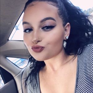 Meet your Posher, Jenna